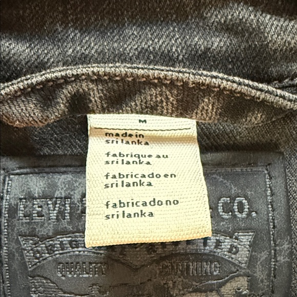 Levi's Women's Black Stretch Denim Trucker Jacket - Picture 3 of 5